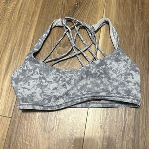 lululemon Free to be Wild bra Gray/light purple pattern size 6